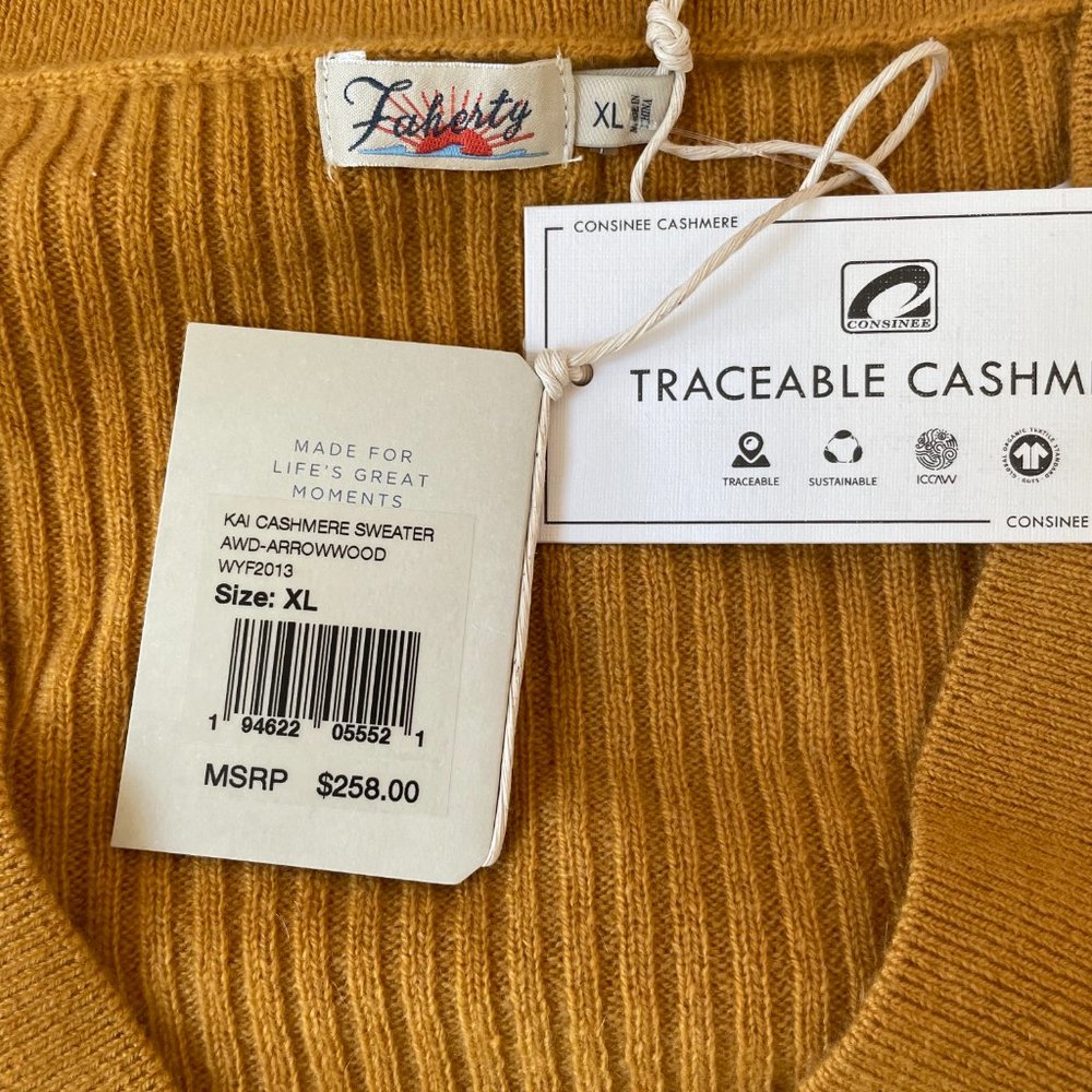 Kai V-Neck Cashmere Sweater FAHERTY BRAND - Picture 9 of 10